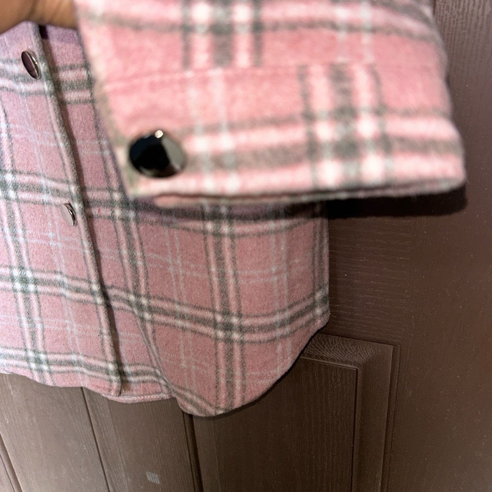 Chic Pink Plaid Utility Jacket - Picture 3 of 12